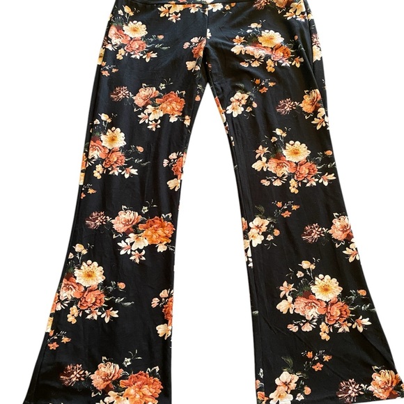 Black and Orange Floral Wide Leg Trousers - Picture 2 of 3
